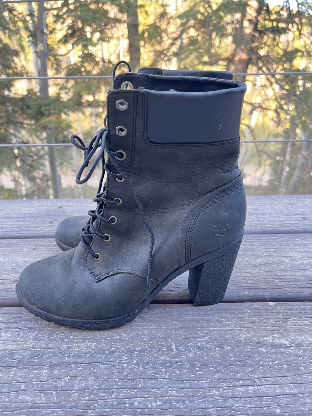 Timberland Women's Black Lace-Up Block Heel Boots
